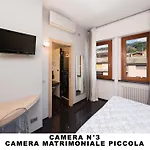 Pensionat Lo Scoglio 4*