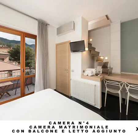 بيت ضيافة Lo Scoglio مونتيروسّو ال ماري