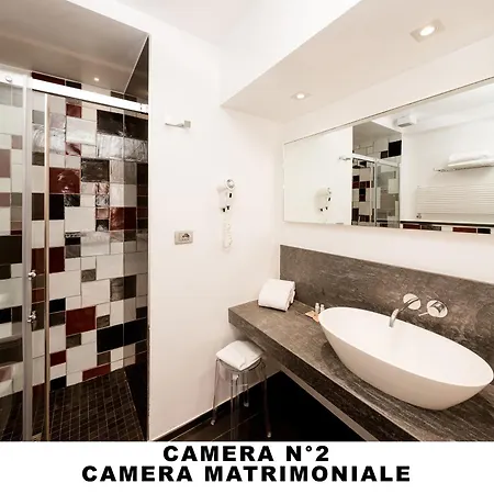 Lo Scoglio 4* モンテロッソ・アル・マーレ