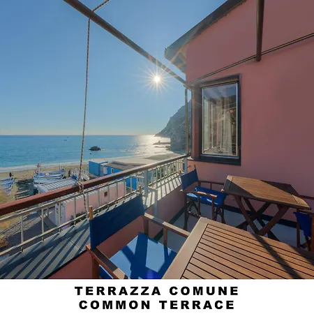 Lo Scoglio 4*