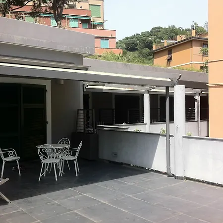 Lo Scoglio 4* モンテロッソ・アル・マーレ