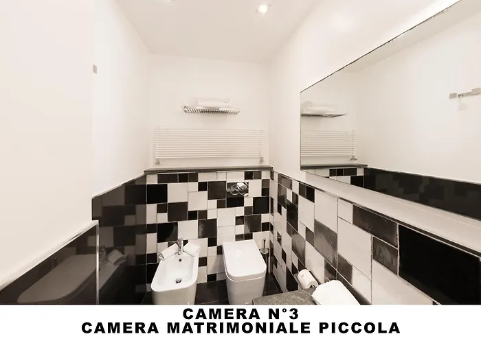 Lo Scoglio בית הארחה מונטרוסו אל מארה