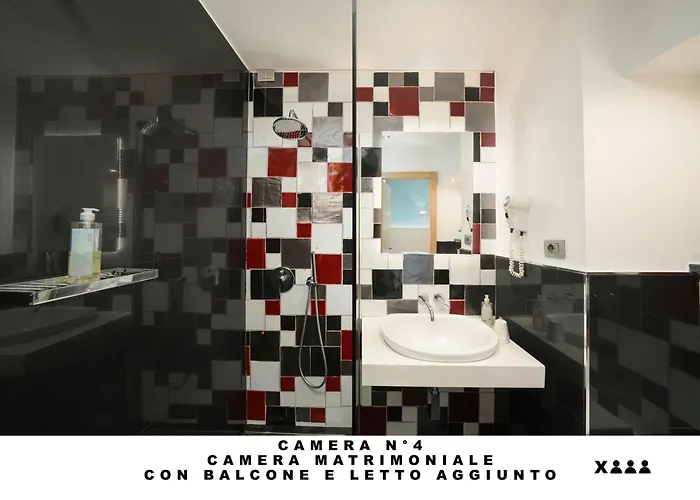 Lo Scoglio מונטרוסו אל מארה