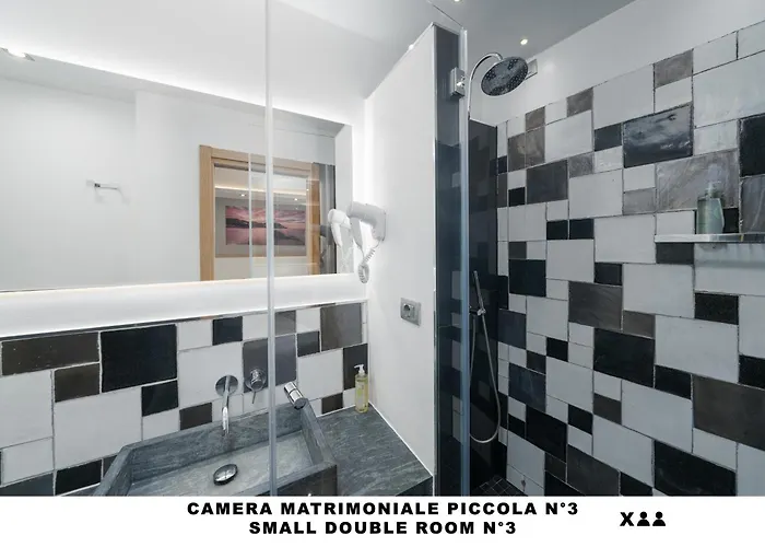 Lo Scoglio 招待所 4*